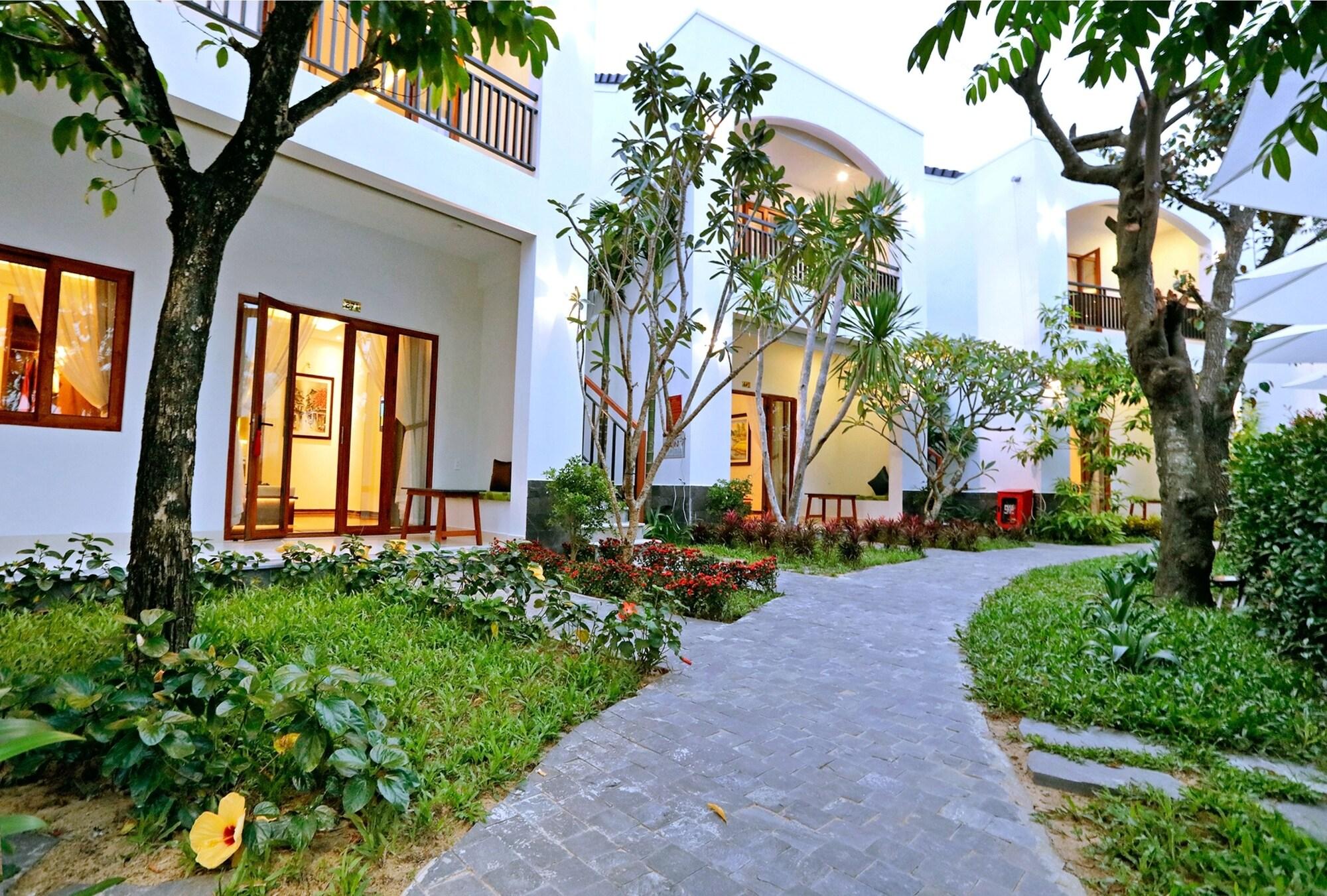 Azumi Hotel Hội An Buitenkant foto
