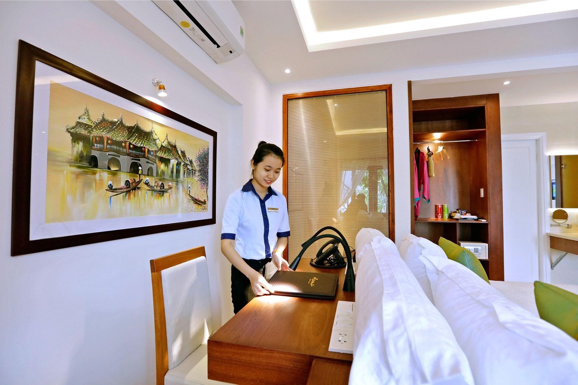 Azumi Hotel Hội An Buitenkant foto